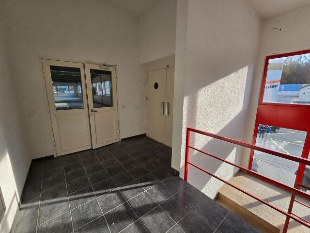 Büro kaufen in Bremblens, Waadt