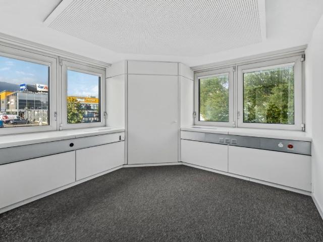 Büro kaufen in Bussigny-près-Lausanne, Waadt