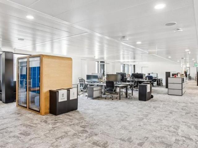 Büro kaufen in Carouge (GE)
