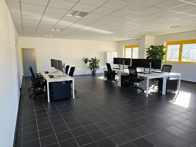 Büro kaufen in Chavornay, Waadt