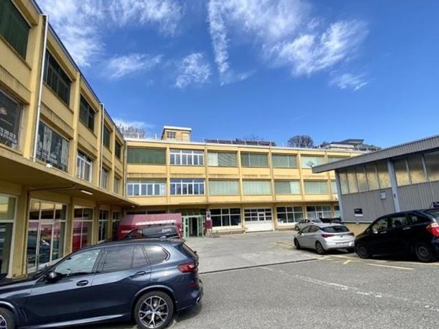 Büro kaufen in Crissier, Waadt