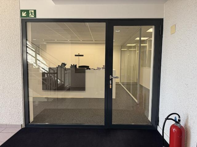 Büro kaufen in Crissier, Waadt