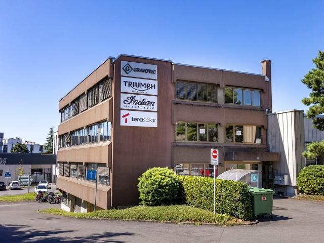 Büro kaufen in Crissier, Waadt