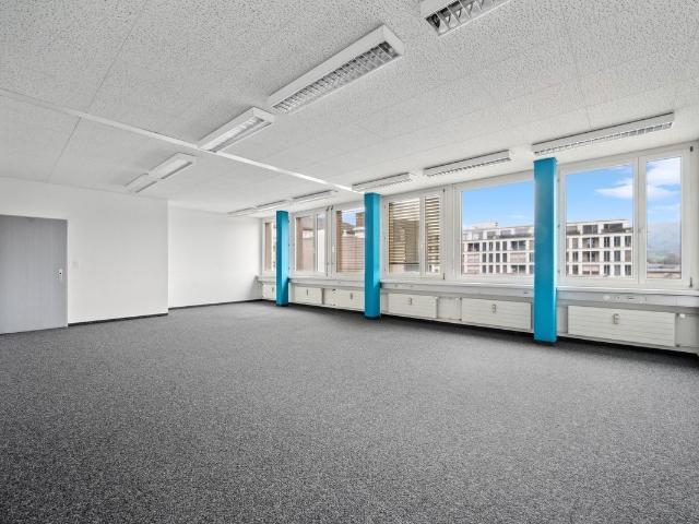 Büro kaufen in Dietikon, Zürich
