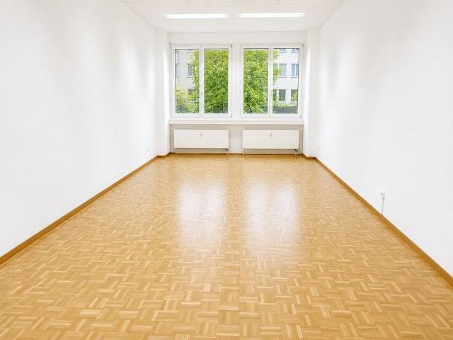 Büro kaufen in Dietikon, Zürich