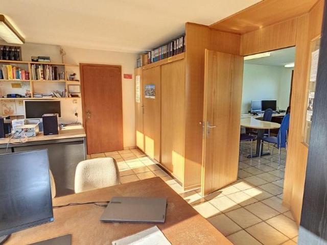 Büro kaufen in Dompierre (FR), Freiburg