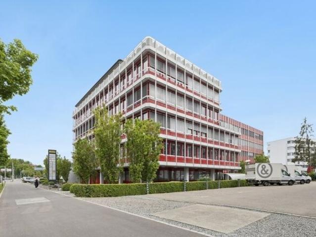 Büro kaufen in Dübendorf, Zürich