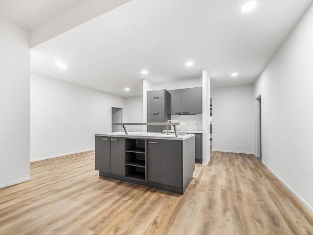 Büro kaufen in Dübendorf, Zürich