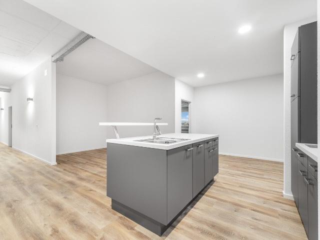 Büro kaufen in Dübendorf, Zürich