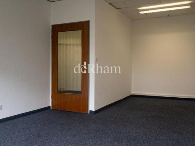 Büro kaufen in Ecublens (FR), Waadt
