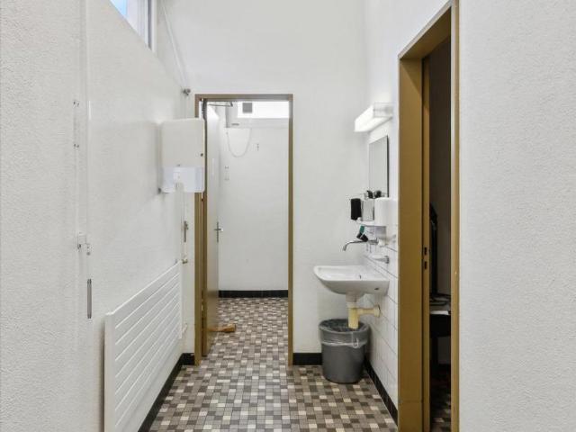 Büro kaufen in Fällanden, Zürich