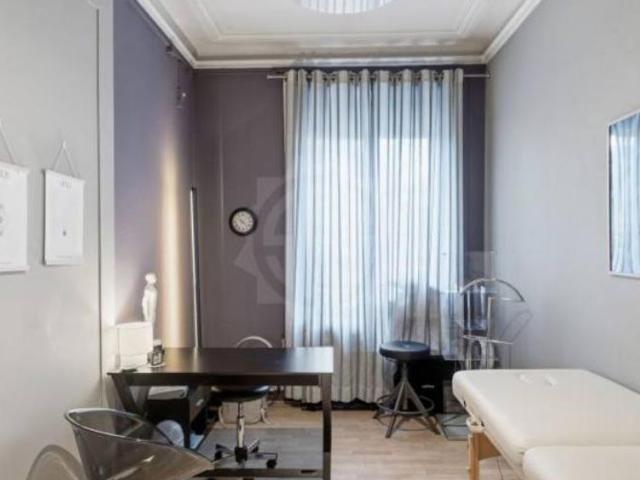 Büro kaufen in Conches