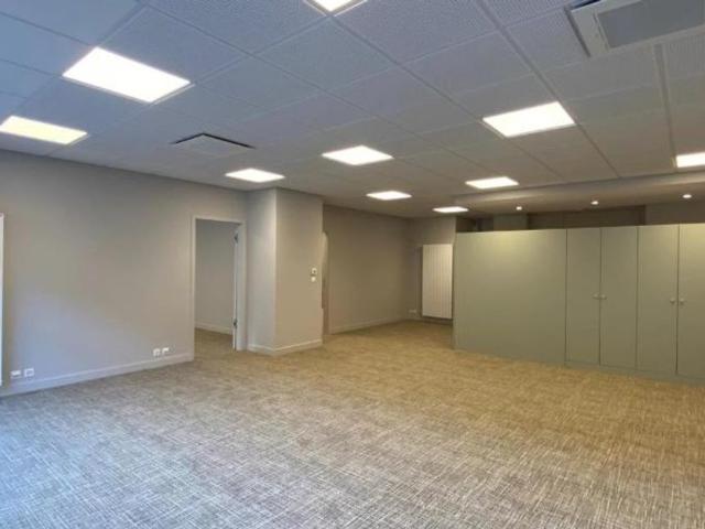 Büro kaufen in Conches
