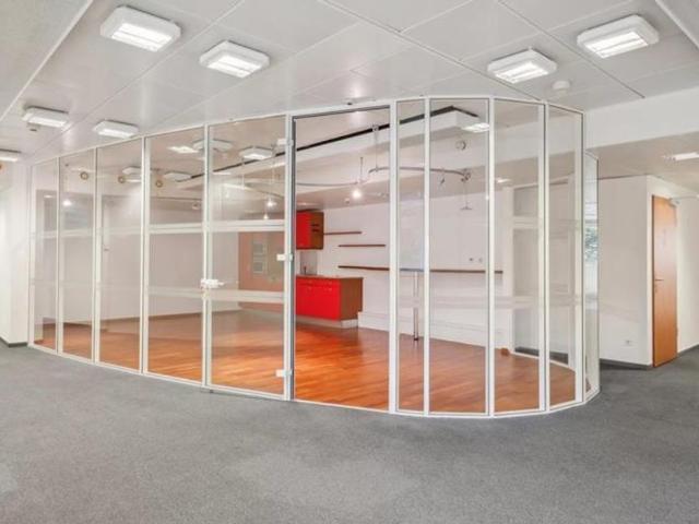 Büro kaufen in Conches