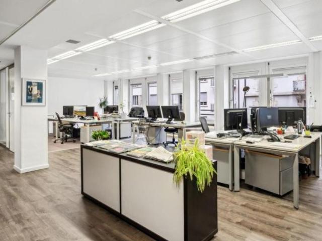 Büro kaufen in Conches
