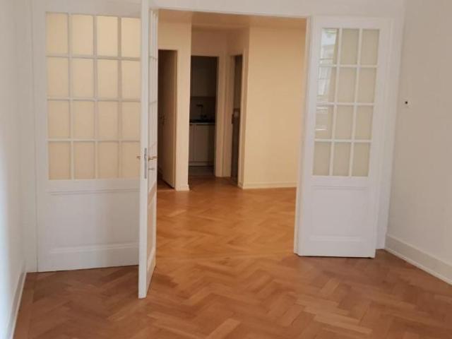 Büro kaufen in Conches