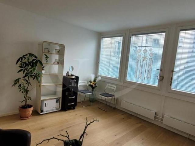 Büro kaufen in Conches
