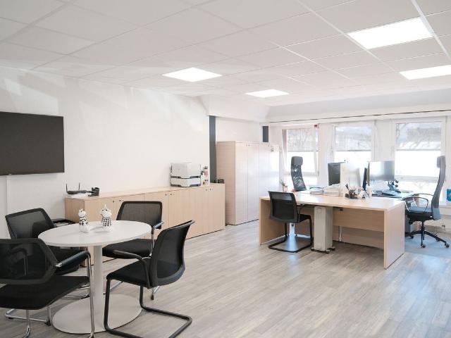 Büro kaufen in Gland, Waadt