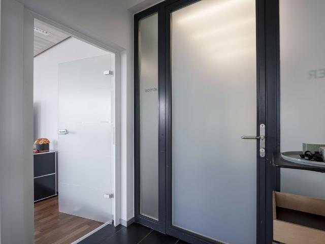 Büro kaufen in Opfikon, Zürich