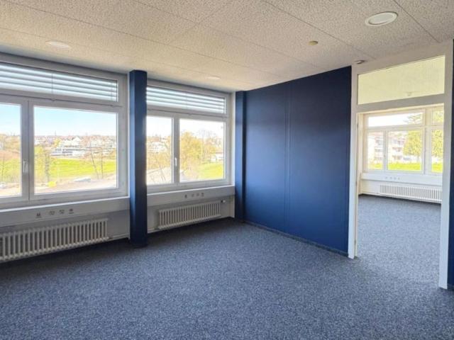 Büro kaufen in Hombrechtikon, Zürich