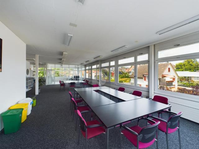 Büro kaufen in Ins, Bern