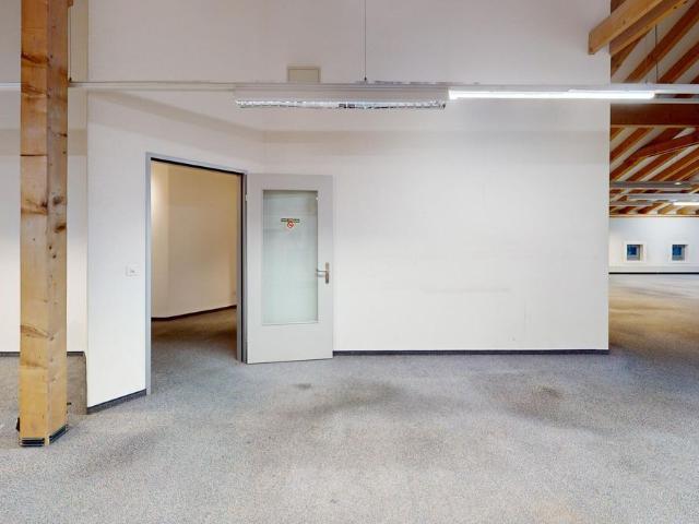Büro kaufen in Kloten, Zürich