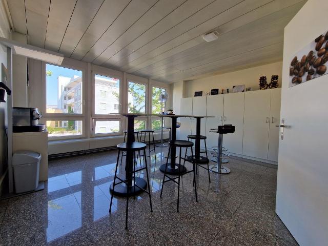 Büro kaufen in Kloten, Zürich