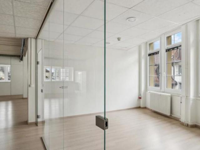 Büro kaufen in Cheseaux-Lausanne, Waadt
