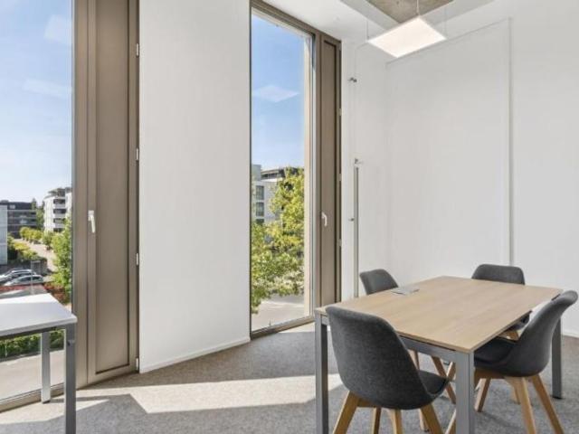 Büro kaufen in Mont-sur-Lausanne, Waadt