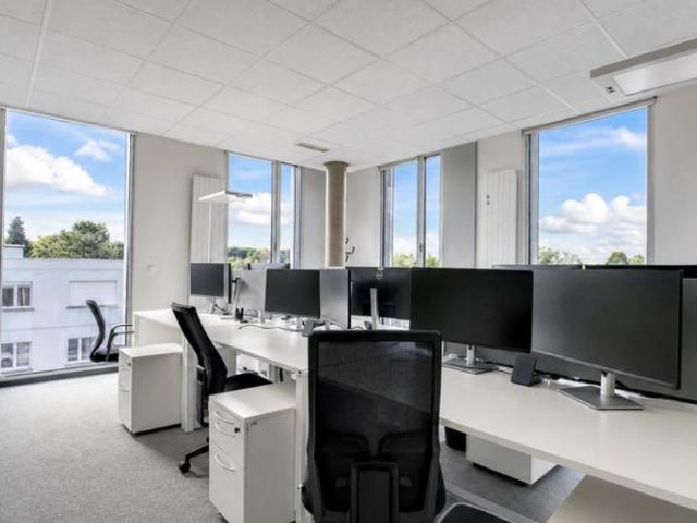 Büro kaufen in Mont-sur-Lausanne, Waadt