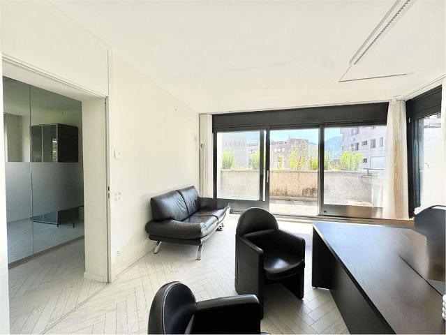 Büro mieten in Aldesago, Tessin