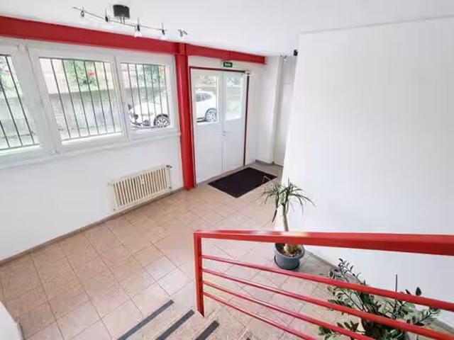 Büro kaufen in Mendrisio, Tessin