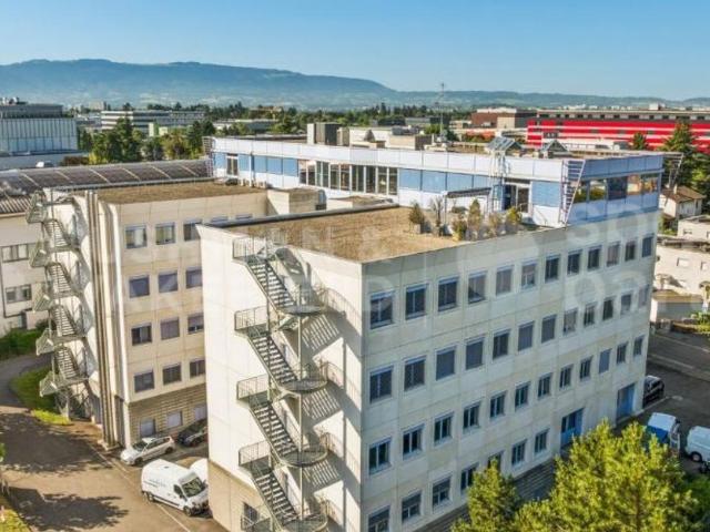 Büro kaufen in Meyrin