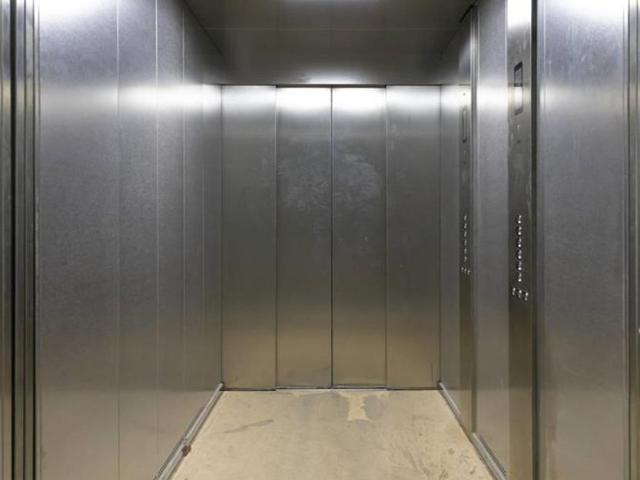 Büro kaufen in Meyrin