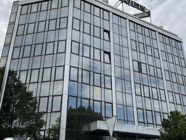 Büro kaufen in Meyrin