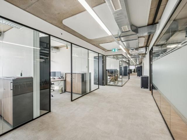 Büro kaufen in Muttenz, Basel-Landschaft