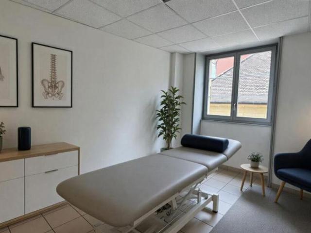 Büro kaufen in Corcelles (NE)