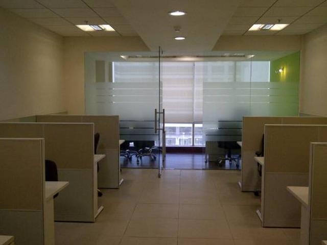Office for rent in Deri