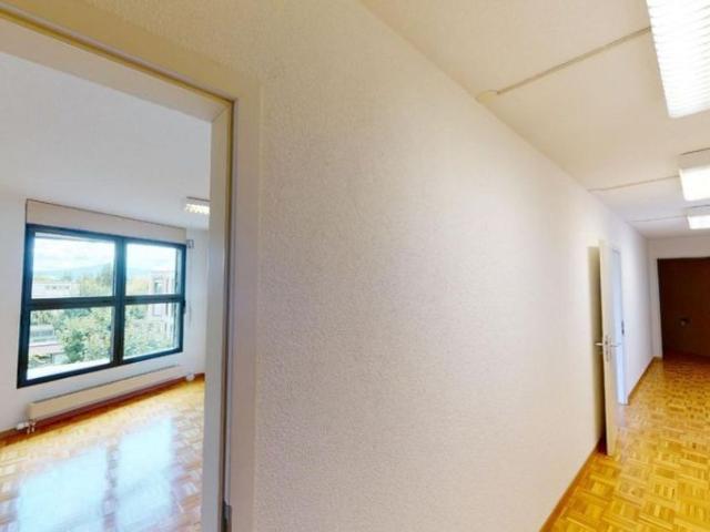 Büro kaufen in Nyon, Waadt