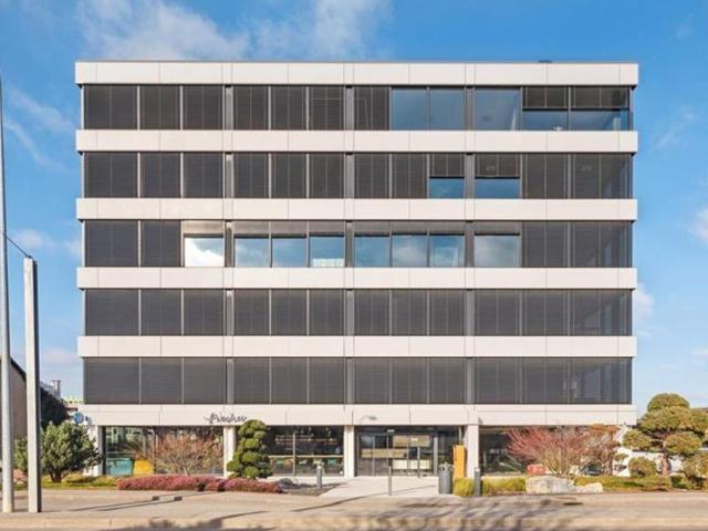 Büro kaufen in Plan-les-Ouates