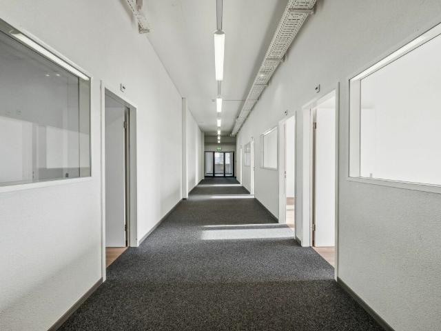 Büro kaufen in Pratteln, Basel-Landschaft
