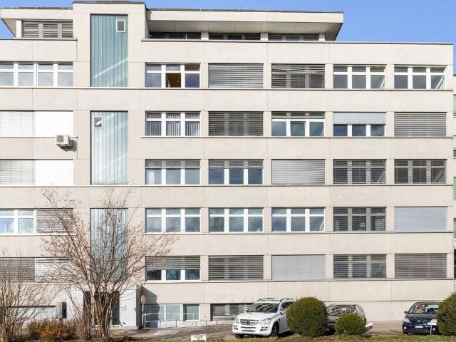 Büro kaufen in Regensdorf, Zürich