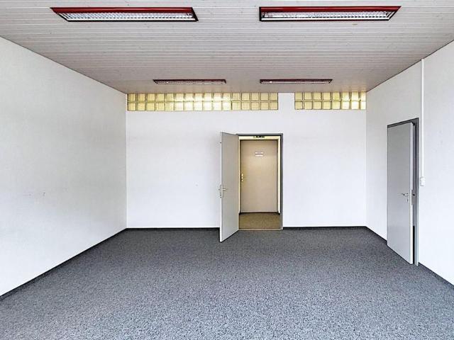 Büro kaufen in Regensdorf, Zürich