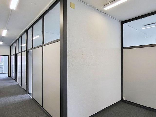 Büro kaufen in Regensdorf, Zürich