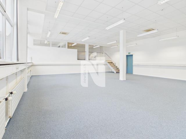 Büro kaufen in Reinach (AG), Aargau