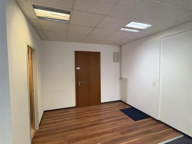 Büro kaufen in Renens, Waadt