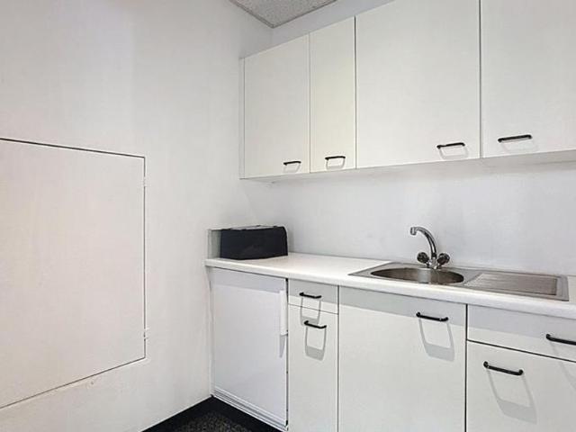 Büro kaufen in Renens, Waadt