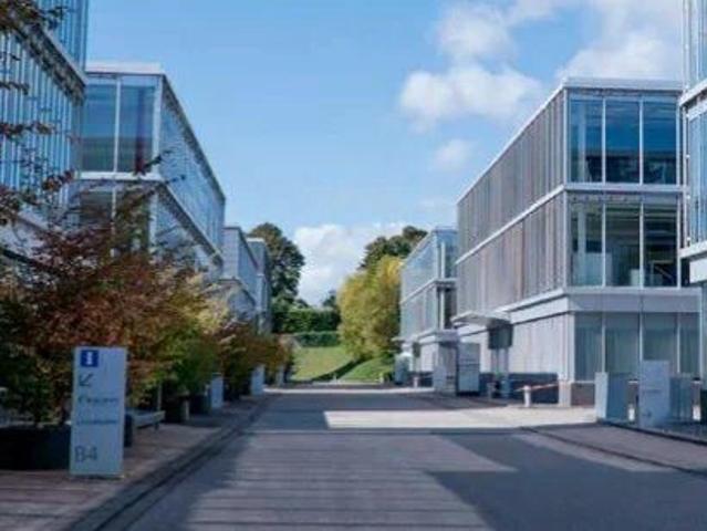 Büro mieten in Rolle, Waadt