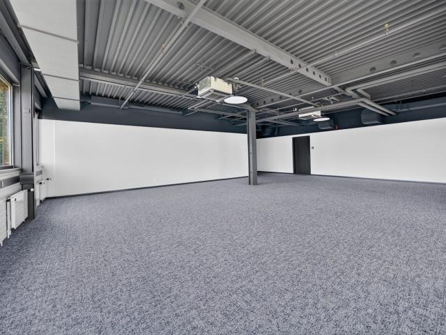 Büro kaufen in Saint-Sulpice (VD), Waadt