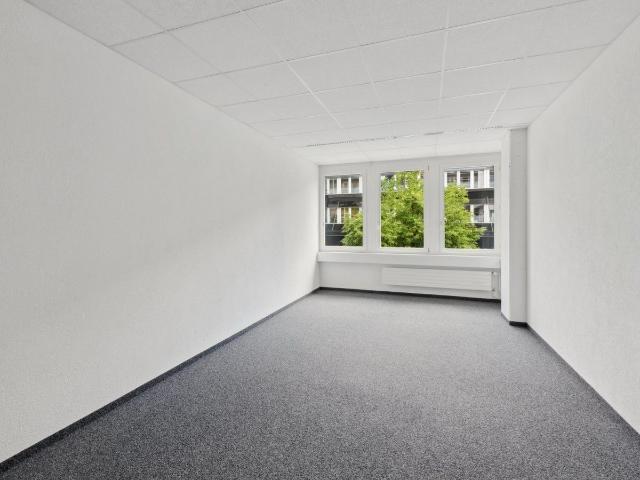 Büro kaufen in Spreitenbach, Aargau